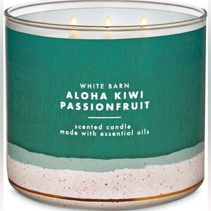 Bath & Body Works - Aloha Kiwi Passionfruit 3-Wick Candle